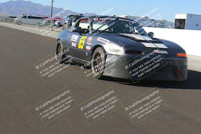 media/Nov-19-2022-Speed Ventures (Sat) [[eb5c8f9508]]/Around the Pits/Pre Grid Race Group/